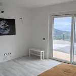 Casa Adriana 拉科纳